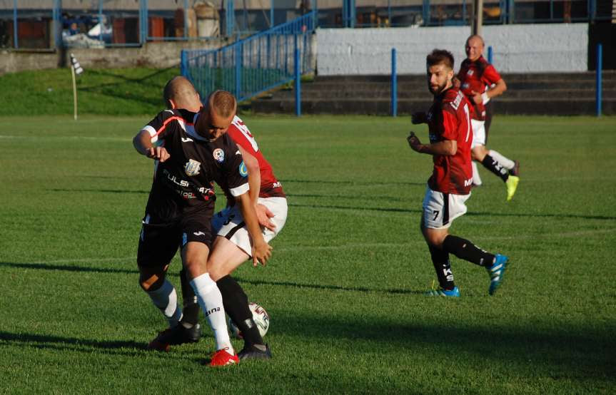 Mecz IV ligi podkarpackiej Czarni 1910 Jasło - Głogovia Głogów Małopolski 3-0