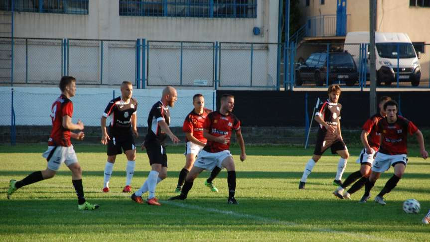 Mecz IV ligi podkarpackiej Czarni 1910 Jasło - Głogovia Głogów Małopolski 3-0