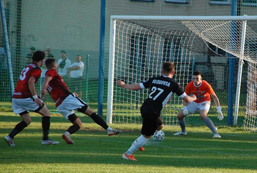 Mecz IV ligi podkarpackiej Czarni 1910 Jasło - Głogovia Głogów Małopolski 3-0