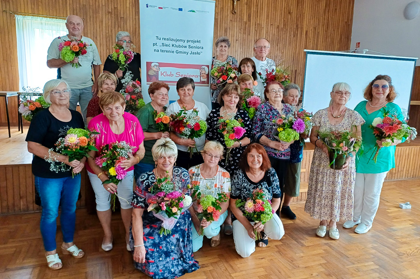 Miesiąc sierpień w Klubach Seniora