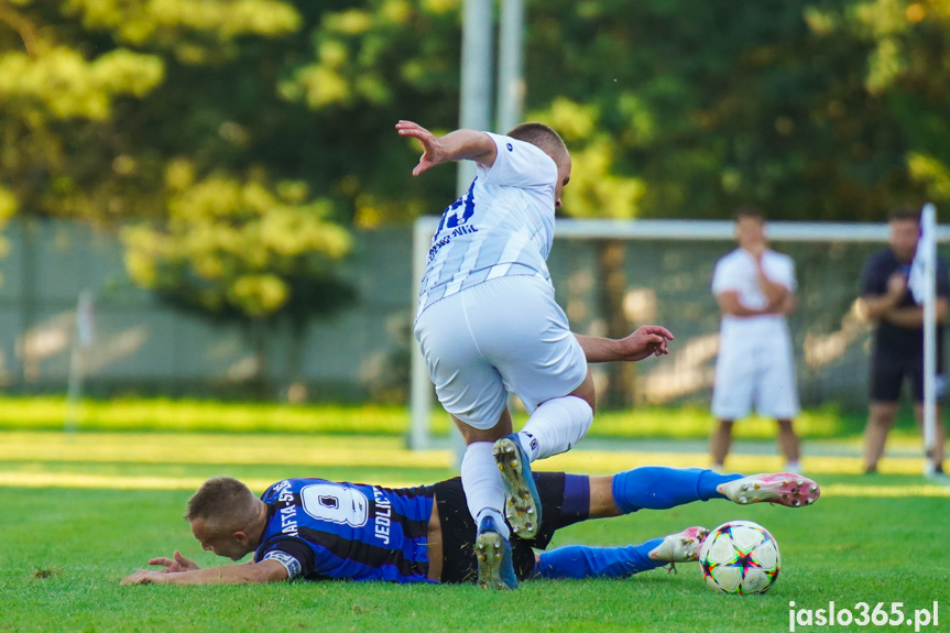 Nafta Splast Jedlicze - Ostoja Kołaczyce 0:0