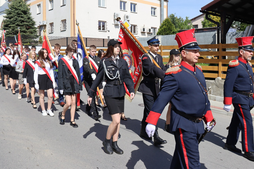 Obchody 3 maja w Dębowcu