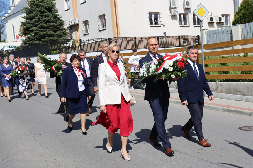 Obchody 3 maja w Dębowcu