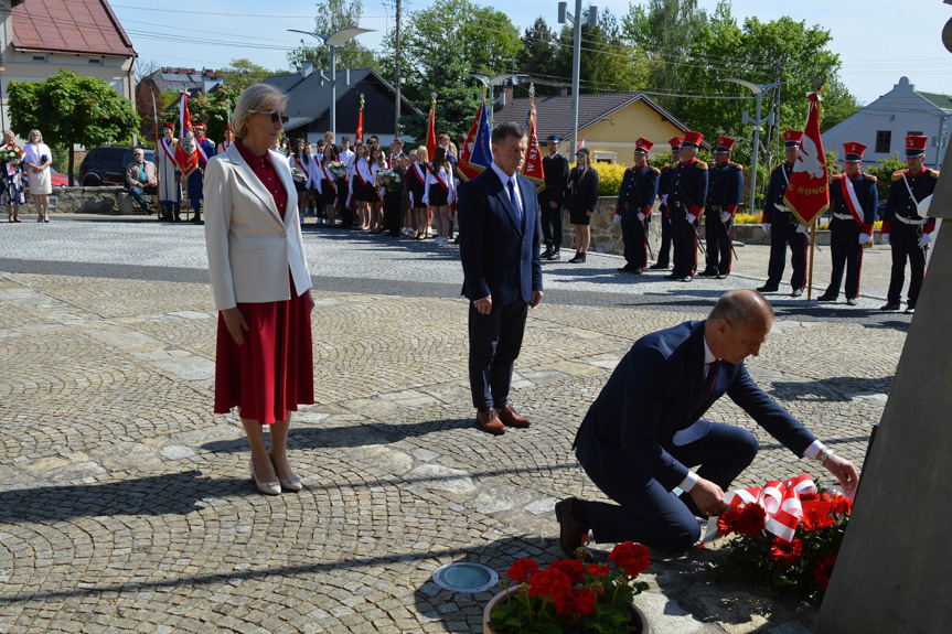 Obchody 3 maja w Dębowcu