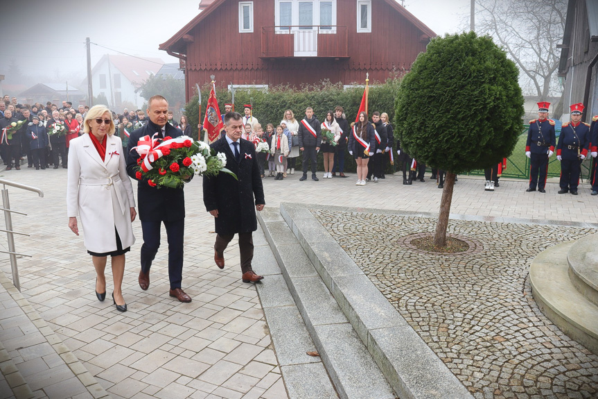 Obchody Święta Niepodległości w Dębowcu