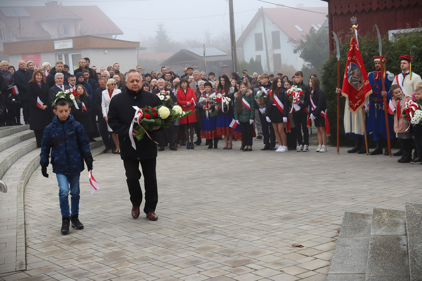 Obchody Święta Niepodległości w Dębowcu