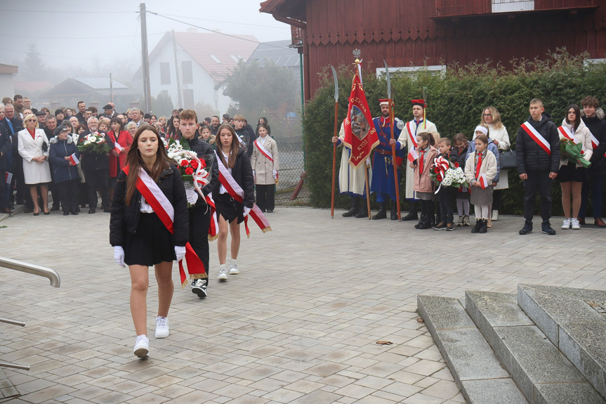 Obchody Święta Niepodległości w Dębowcu