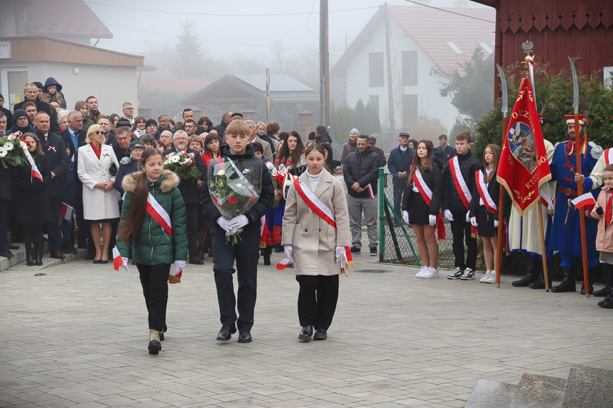 Obchody Święta Niepodległości w Dębowcu