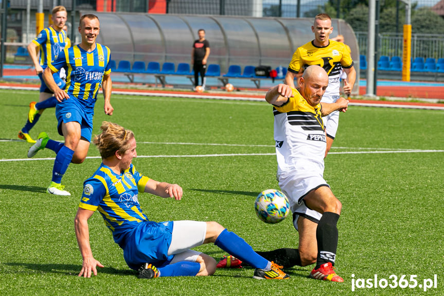 Orzeł Faliszówka - Ostoja Kołaczyce 0:0