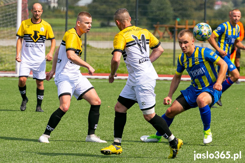 Orzeł Faliszówka - Ostoja Kołaczyce 0:0