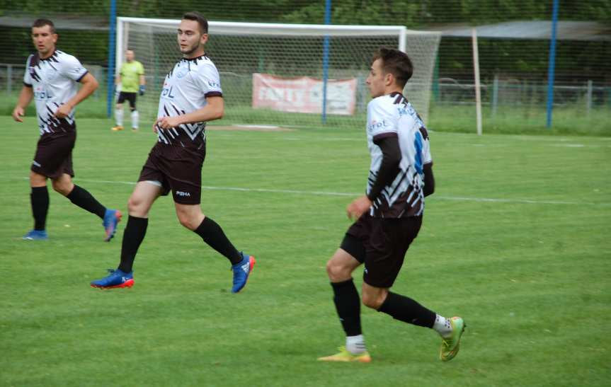 Ostoja Kołaczyce - LKS Skołyszyn 1-1