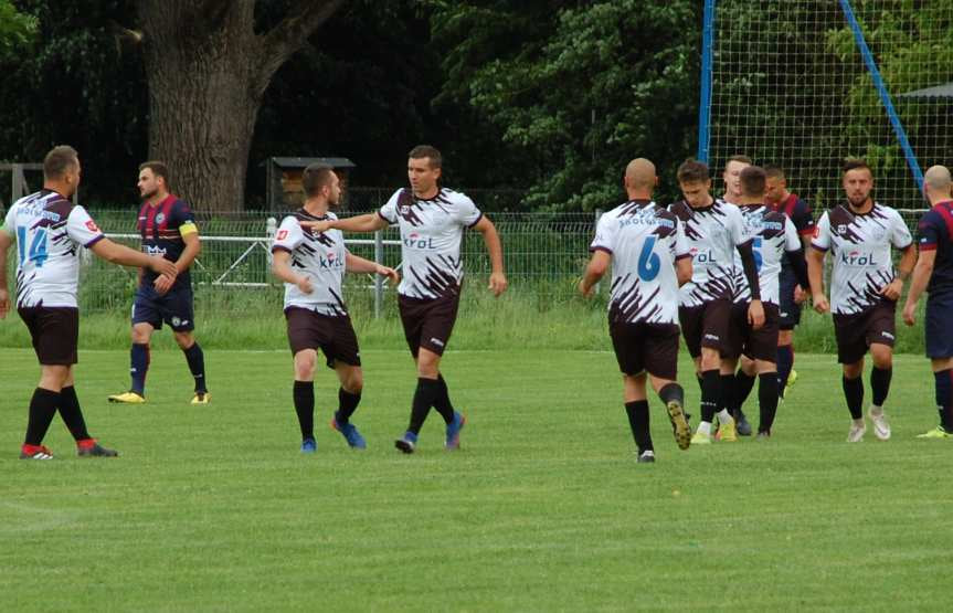 Ostoja Kołaczyce - LKS Skołyszyn 1-1