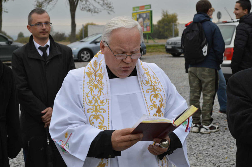 Otwarcie boiska w Szebniach