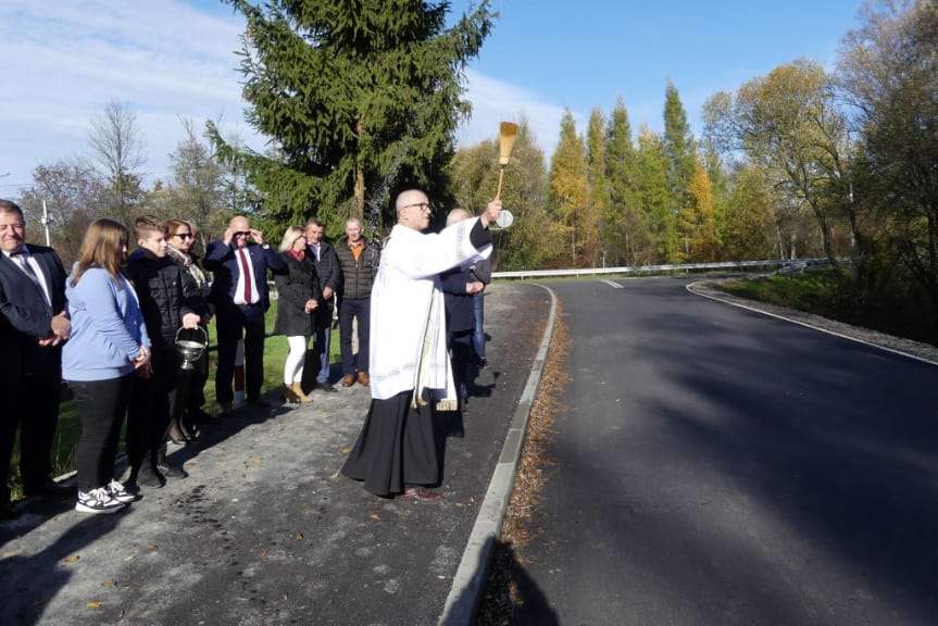 Otwarcie drogi w Zawadce Osieckiej