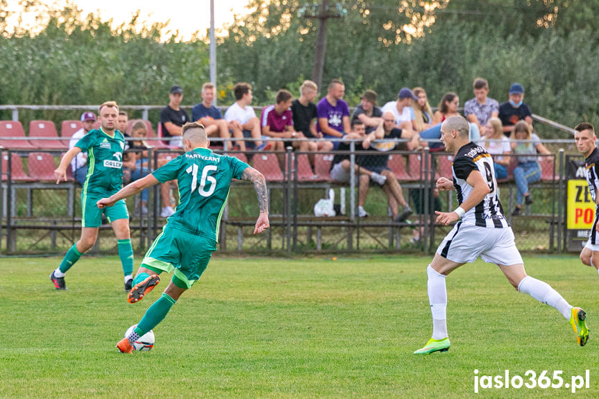 Partyzant Targowiska - Czarni 1910 Jasło 0:1