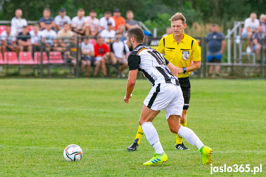 Partyzant Targowiska - Czarni 1910 Jasło 0:1