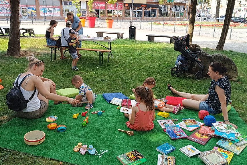 Piknik czytelniczy z MBP w Jaśle