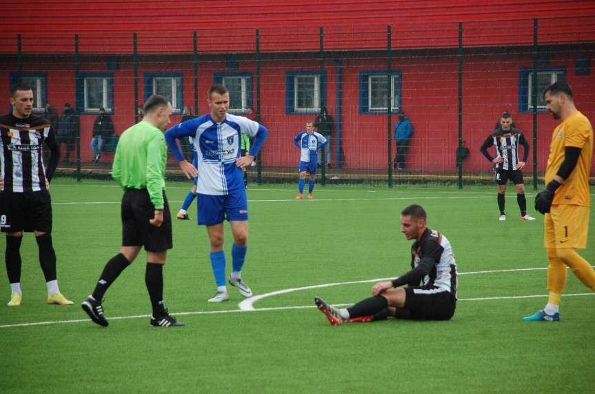 Piłka nożna. IV liga podkarpacka. Mecz Czarni 1910 Jasło - Błękitni Ropczyce 2-0