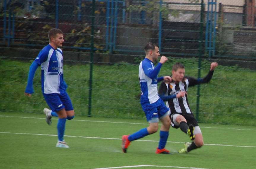 Piłka nożna. IV liga podkarpacka. Mecz Czarni 1910 Jasło - Błękitni Ropczyce 2-0