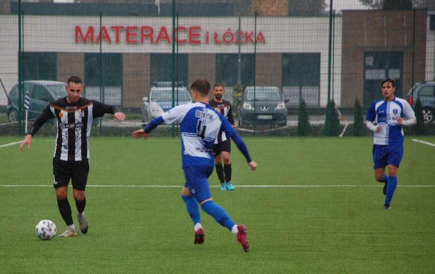 Piłka nożna. IV liga podkarpacka. Mecz Czarni 1910 Jasło - Błękitni Ropczyce 2-0