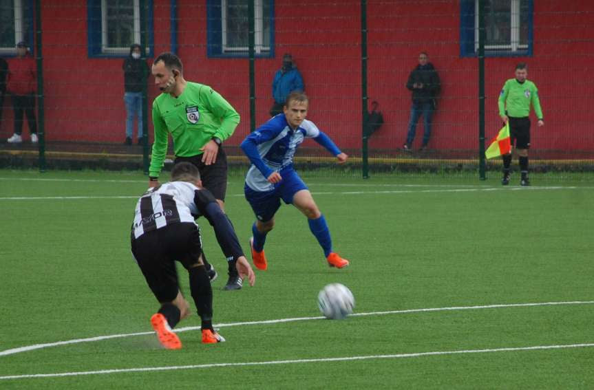 Piłka nożna. IV liga podkarpacka. Mecz Czarni 1910 Jasło - Błękitni Ropczyce 2-0