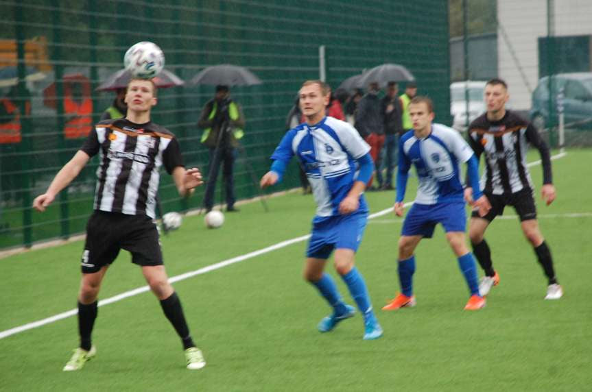 Piłka nożna. IV liga podkarpacka. Mecz Czarni 1910 Jasło - Błękitni Ropczyce 2-0