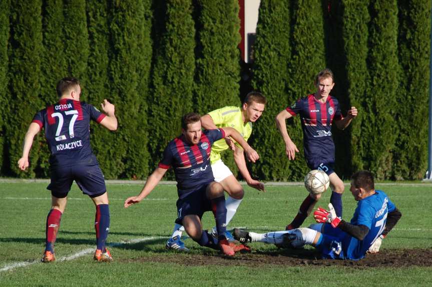 Piłka nożna. V liga krośnieńska. LKS Skołyszyn - Ostoja Kołaczyce 2-2