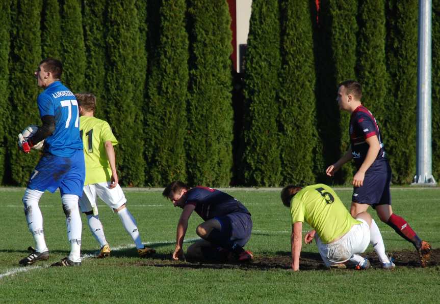 Piłka nożna. V liga krośnieńska. LKS Skołyszyn - Ostoja Kołaczyce 2-2