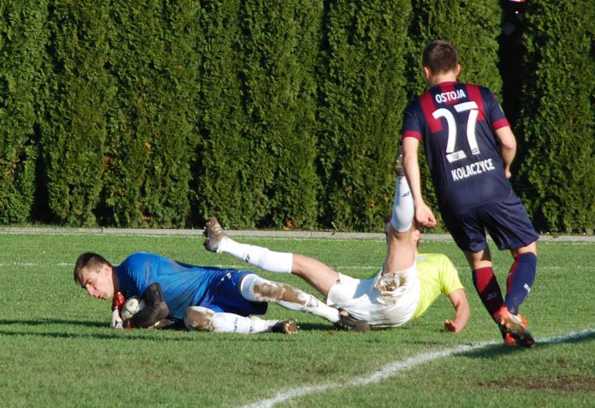 Piłka nożna. V liga krośnieńska. LKS Skołyszyn - Ostoja Kołaczyce 2-2