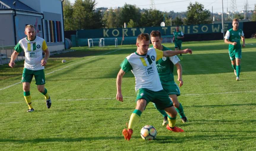 Piłka nożna. V liga krośnieńska. Mecz LKS Czeluśnica - Bieszczady Arłamów Ustrzyki Dolne