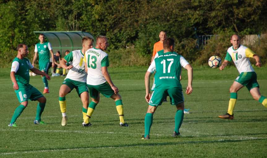 Piłka nożna. V liga krośnieńska. Mecz LKS Czeluśnica - Bieszczady Arłamów Ustrzyki Dolne