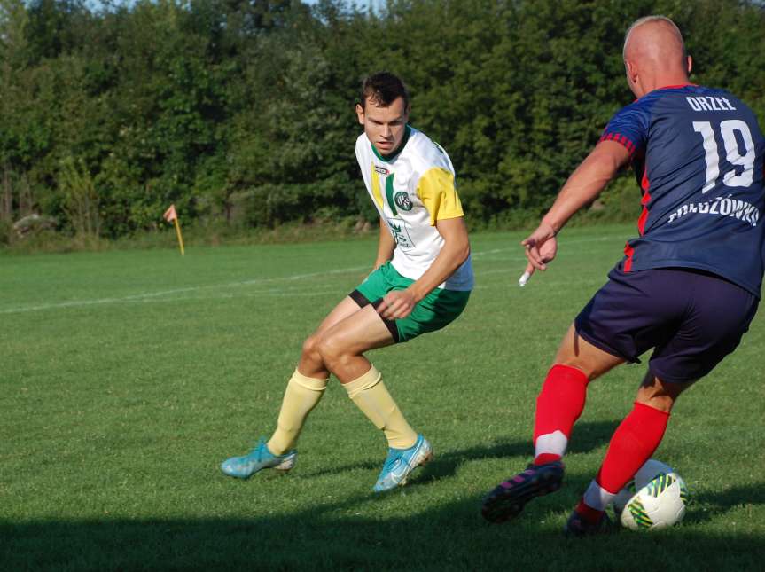 Piłka nożna. V liga krośnieńska. Mecz LKS Czeluśnica - Orzeł Faliszówka 0-0