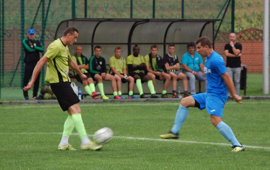 Piłka nożna. V liga krośnieńska. Mecz LKS Skołyszyn - Arłamów Bieszczady Ustrzyki Dolne 2-7