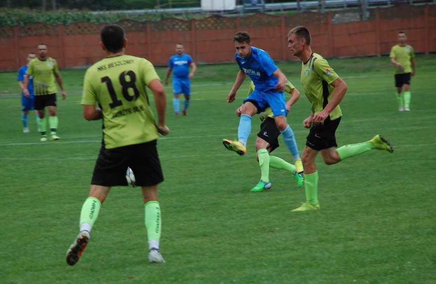 Piłka nożna. V liga krośnieńska. Mecz LKS Skołyszyn - Arłamów Bieszczady Ustrzyki Dolne 2-7