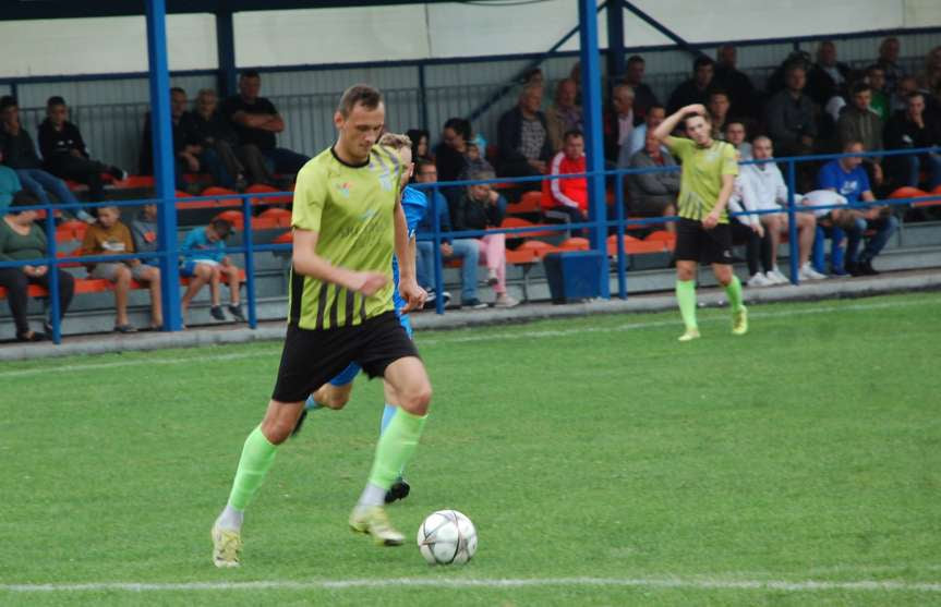 Piłka nożna. V liga krośnieńska. Mecz LKS Skołyszyn - Arłamów Bieszczady Ustrzyki Dolne 2-7