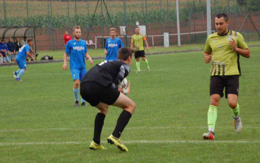 Piłka nożna. V liga krośnieńska. Mecz LKS Skołyszyn - Arłamów Bieszczady Ustrzyki Dolne 2-7