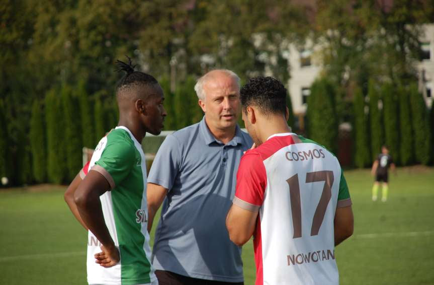 Piłka nożna. V liga krośnieńska. Mecz LKS Skołyszyn - Cosmos Nowotaniec 0-7