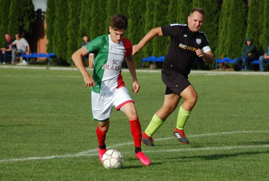 Piłka nożna. V liga krośnieńska. Mecz LKS Skołyszyn - Cosmos Nowotaniec 0-7