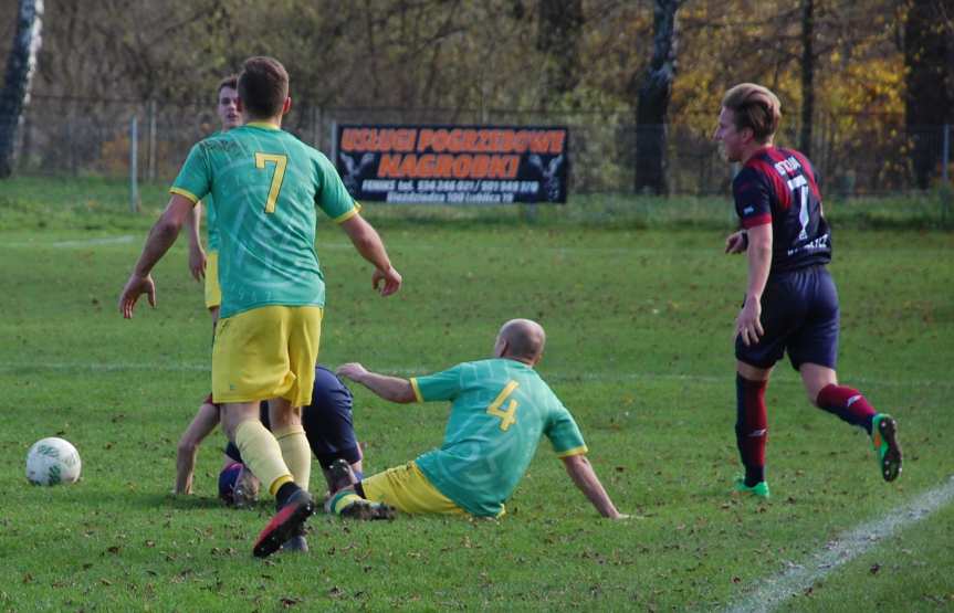 Piłka nożna. V liga krośnieńska. Mecz Ostoja Kołaczyce - LKS Czeluśnica 1-1