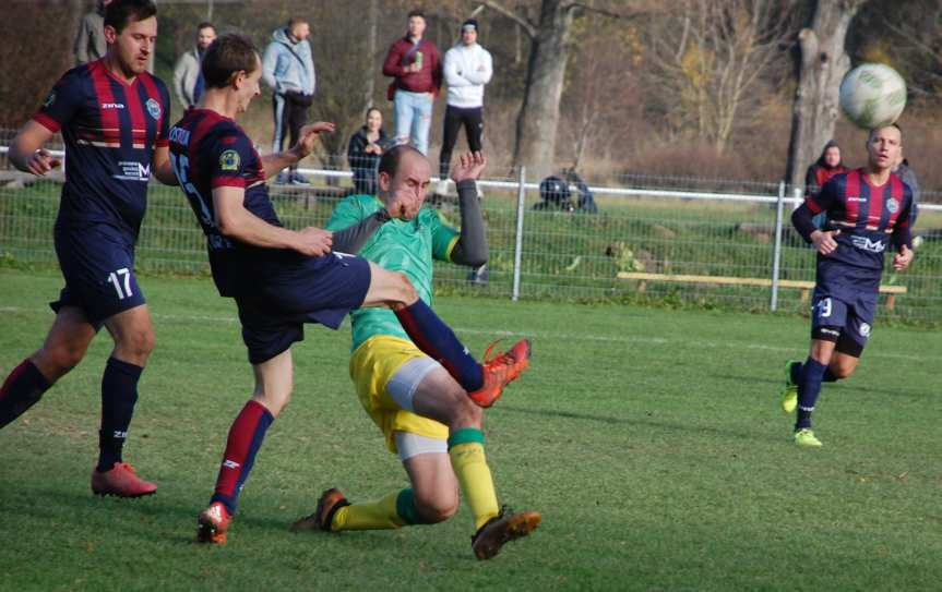 Piłka nożna. V liga krośnieńska. Mecz Ostoja Kołaczyce - LKS Czeluśnica 1-1