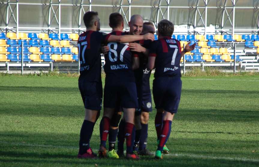 Piłka nożna. V liga krośnieńska. Mecz Ostoja Kołaczyce - LKS Czeluśnica 1-1