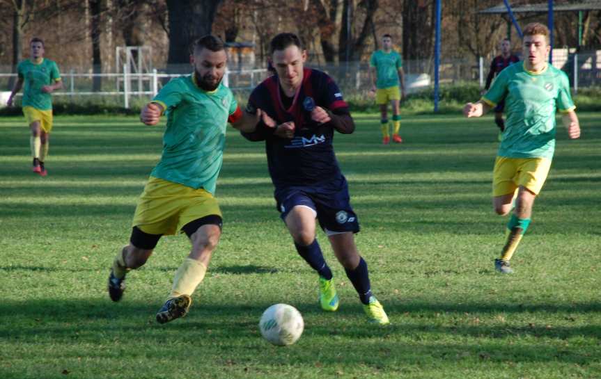 Piłka nożna. V liga krośnieńska. Mecz Ostoja Kołaczyce - LKS Czeluśnica 1-1