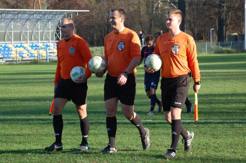 Piłka nożna. V liga krośnieńska. Mecz Ostoja Kołaczyce - LKS Czeluśnica 1-1