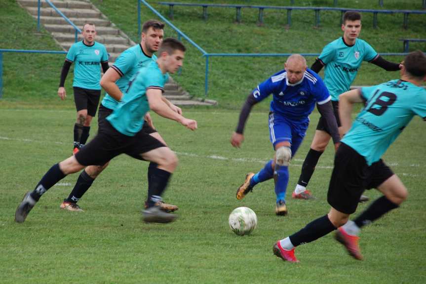 Piłka nożna. V liga krośnieńska. Mecz Tempo Nienaszów - Cosmos Nowotaniec 1-1