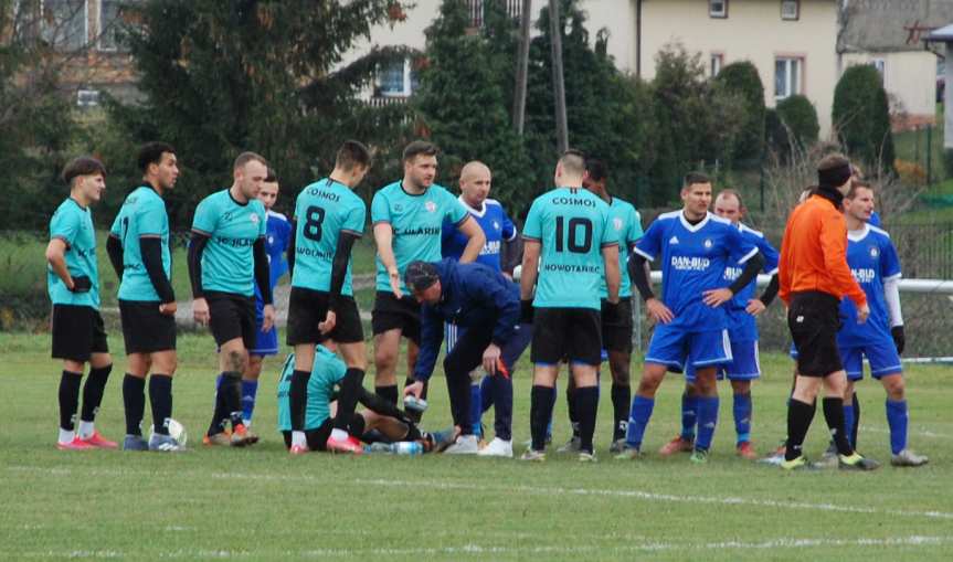 Piłka nożna. V liga krośnieńska. Mecz Tempo Nienaszów - Cosmos Nowotaniec 1-1