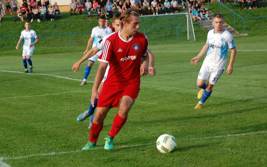 Piłka nożna. V liga krośnieńska. Mecz Tempo Nienaszów - Kotwica Korczyna 4-1