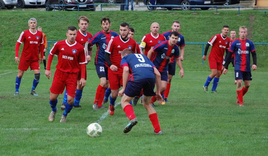 Piłka nożna. V liga krośnieńska. Mecz Tempo Nienaszów - Orzeł Faliszówka 2-0