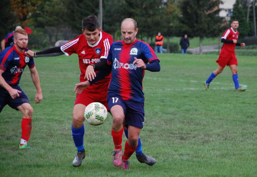 Piłka nożna. V liga krośnieńska. Mecz Tempo Nienaszów - Orzeł Faliszówka 2-0