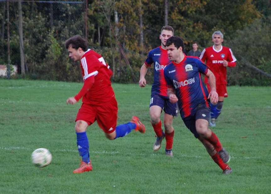 Piłka nożna. V liga krośnieńska. Mecz Tempo Nienaszów - Orzeł Faliszówka 2-0