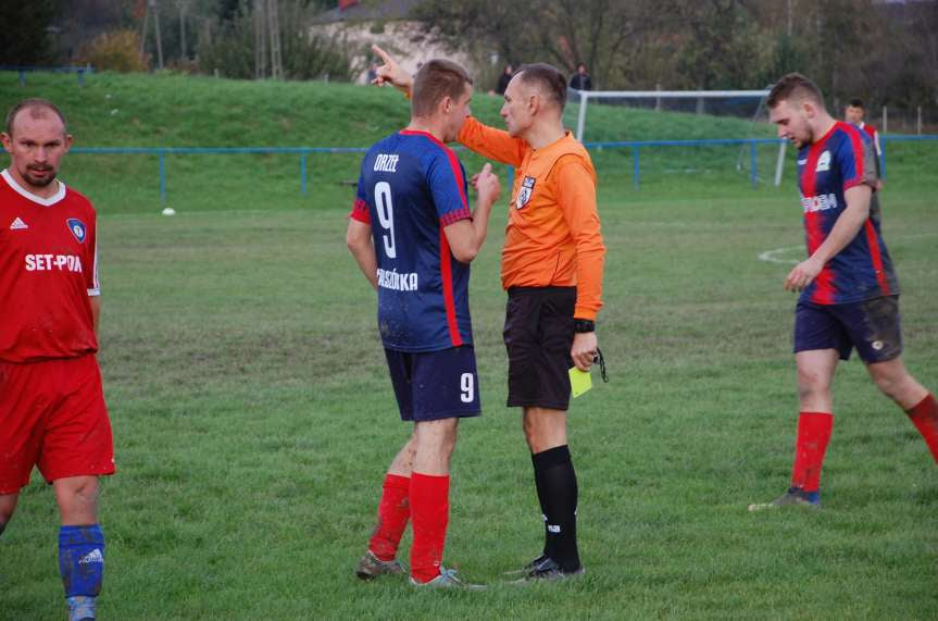 Piłka nożna. V liga krośnieńska. Mecz Tempo Nienaszów - Orzeł Faliszówka 2-0